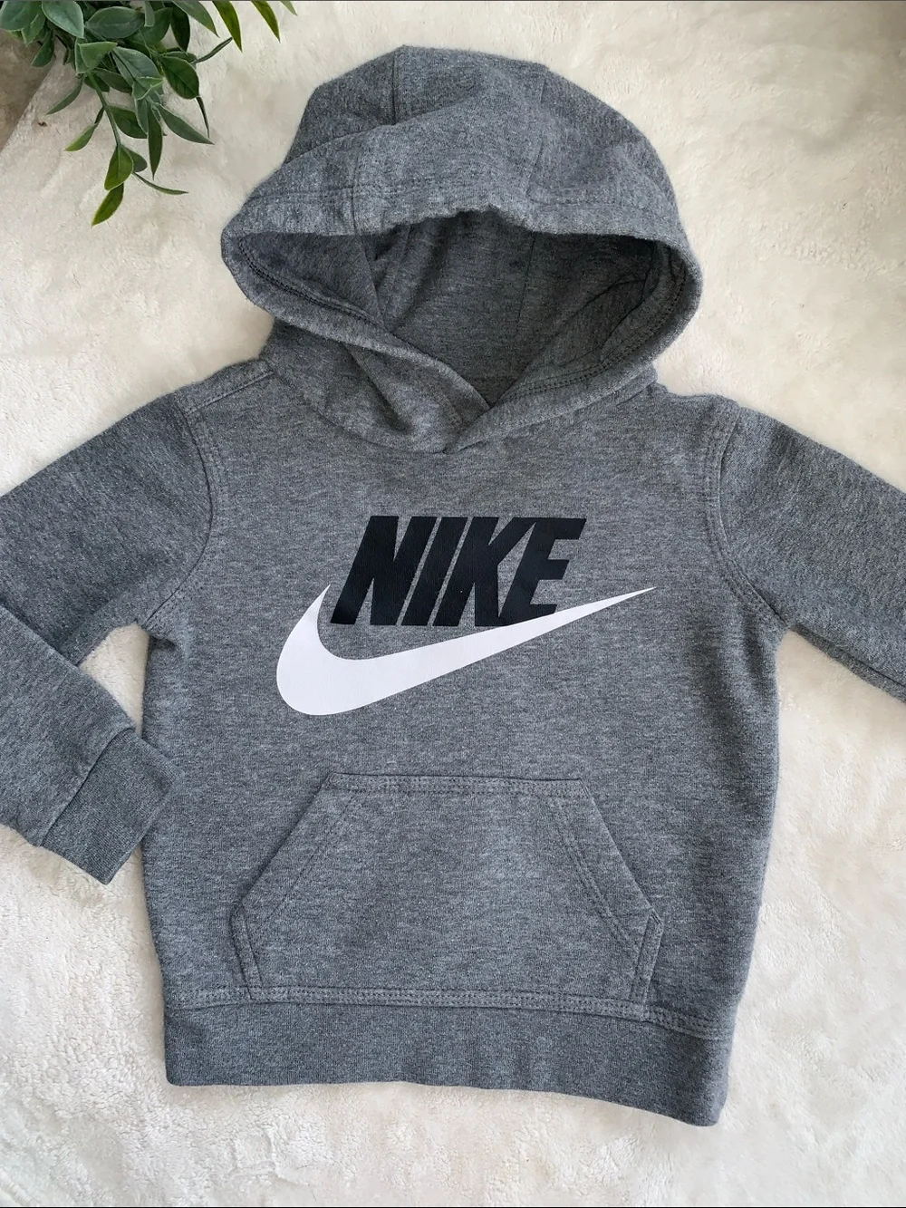 Nike Gray Sweatshirt Hoodie 2T EUC